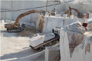 Bianco Carrara Campanili Marble Quarry
