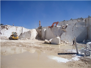 Burdur Beige Marble Quarry