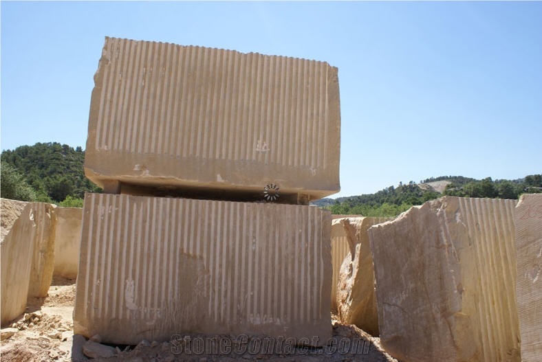 Floresta Sandstone Quarry
