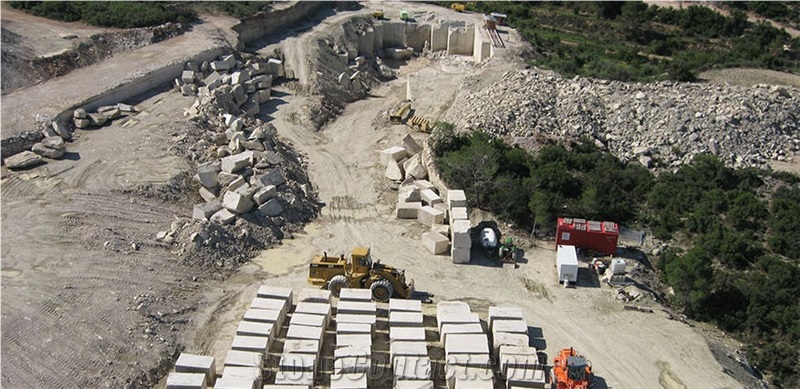 Floresta Sandstone Quarry