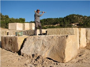 Floresta Sandstone Quarry