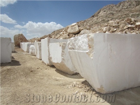 Shiraz Beige Marble Quarry