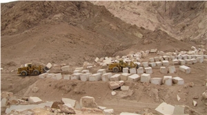 Shiraz Beige Marble Quarry
