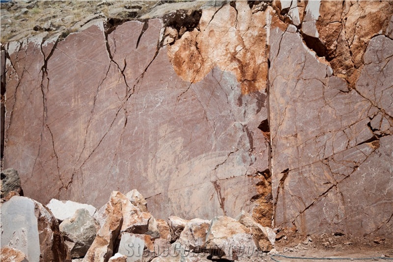 Synnada Brown Quarry
