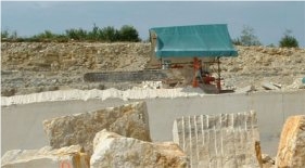 Pierre de Limeyrat Limestone Bontemps Quarry