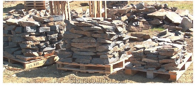 Savol Pavlov Vrch Basalt Quarry