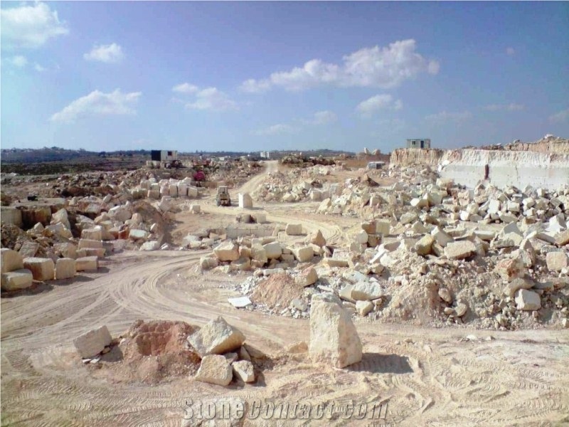 Jerusalem Luna