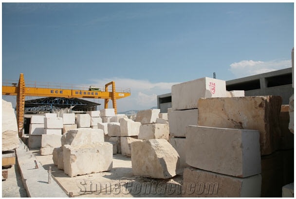 Isparta Sakrikaraagac Beige Quarry