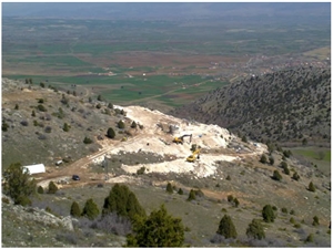 Isparta Sakrikaraagac Beige Quarry