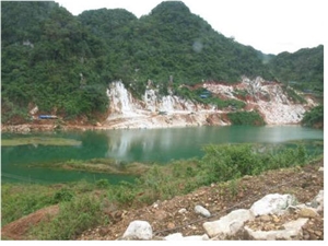 Vietnam Crystal White Marble Quarry