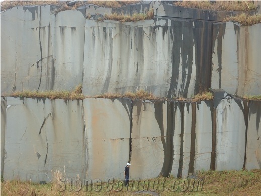 San Gabriel Black Quarry