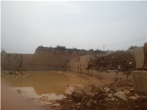 China Yellow Limestone Quarry