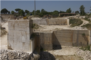 Fratelli Poggi Tivoli Travertine Quarry