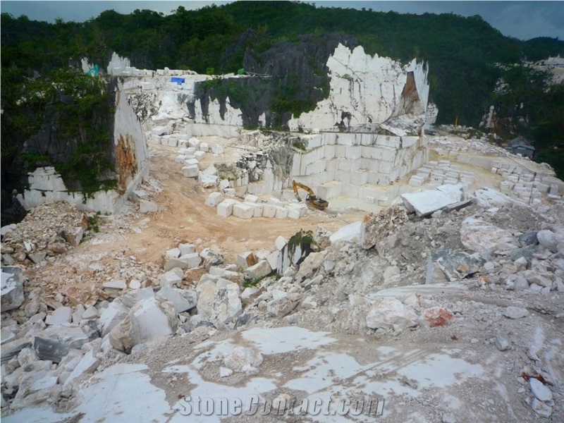 Crema Perlato Rosso Malaka Quarry