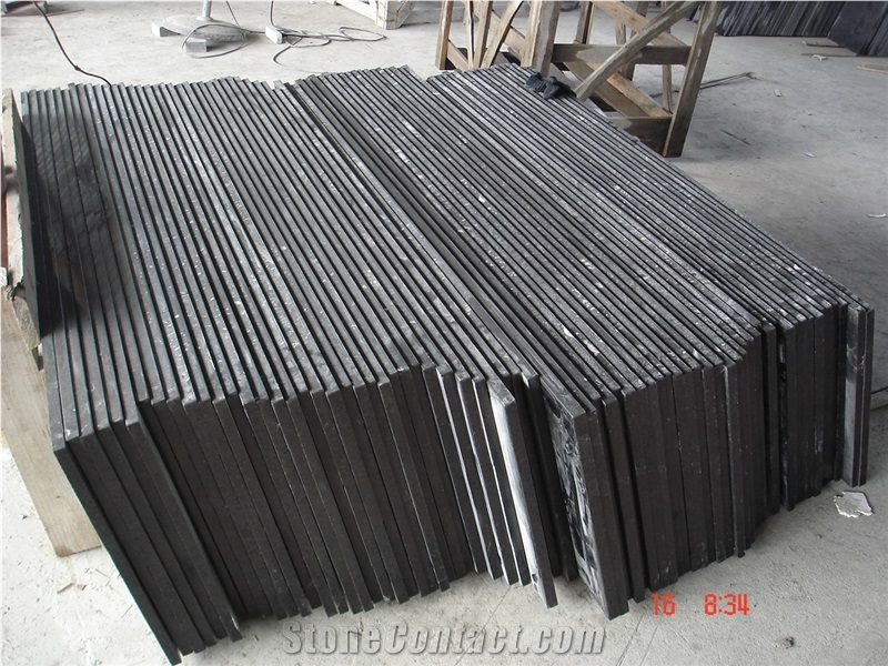G684 Black Pearl
