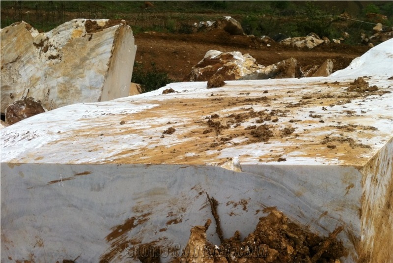 Honey Onyx Quarry