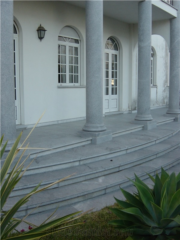 Trigaches Vergado - Diamond and Tiger Grey