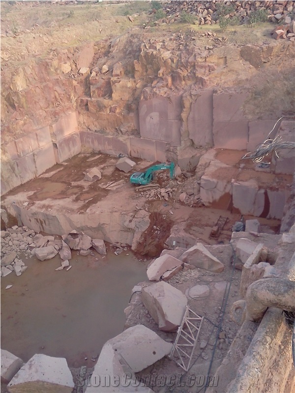 Lakha Red Granite quarry