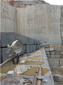 G654 Granite,China Impala Black Granite Quarry