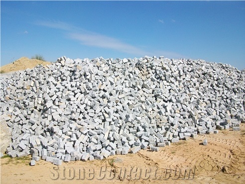 AMARILLO CAMPANARIO GRANITE QUARRY