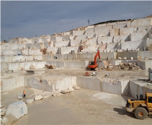 Isparta Bademli Ottoman Beige Marble Quarry