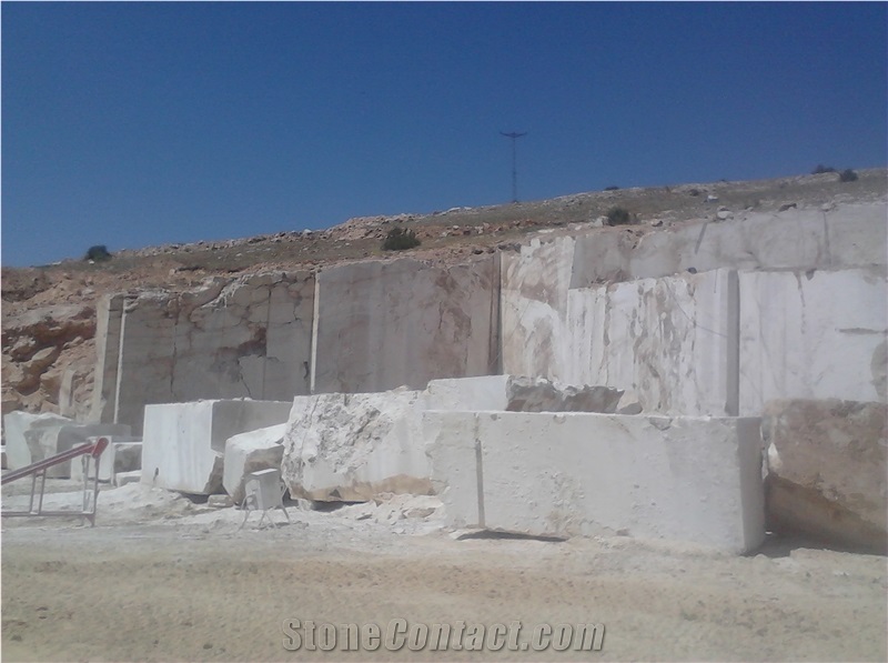 Bayburt Light Travertine Quarry