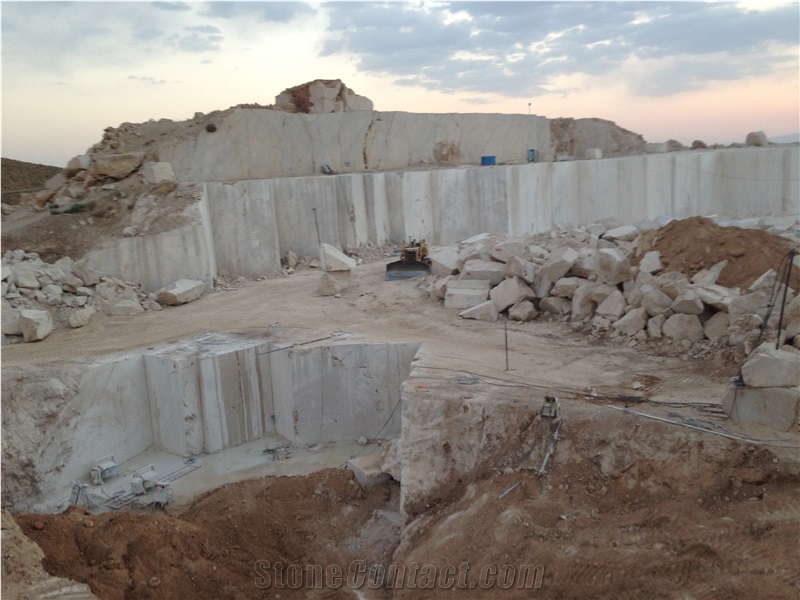 Royal Botticino, Karadehbid Marble Quarry