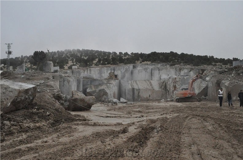 Dark Grey Emperador Marble Quarry
