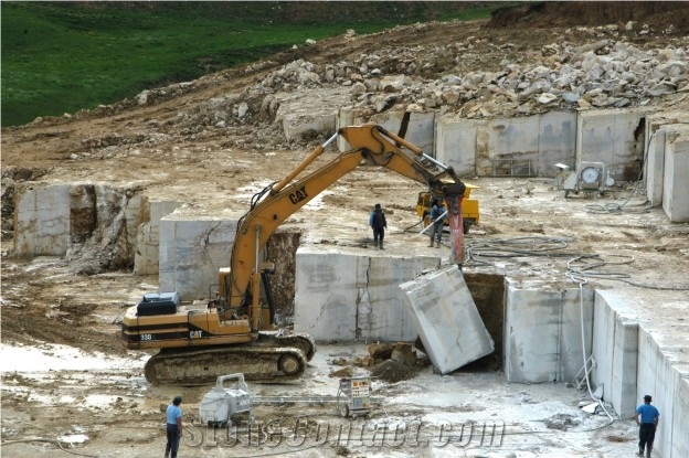 Resido - Transylvania Silver Bicolor Limestone, Transylvania Rice Limestone Quarry