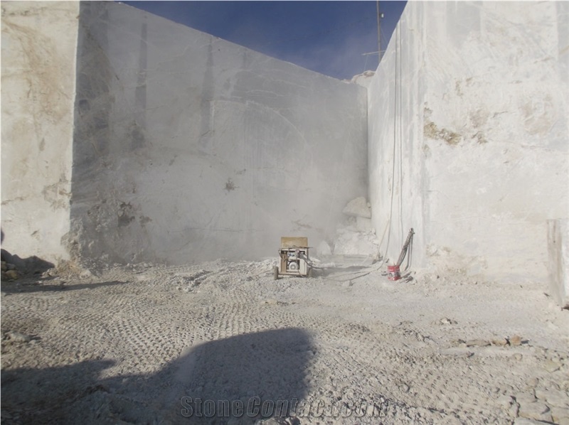 Kutahya Silver Grey Marble Quarry