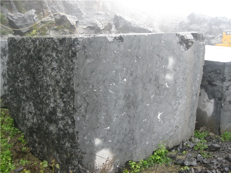Nero Crystal Marble Quarry