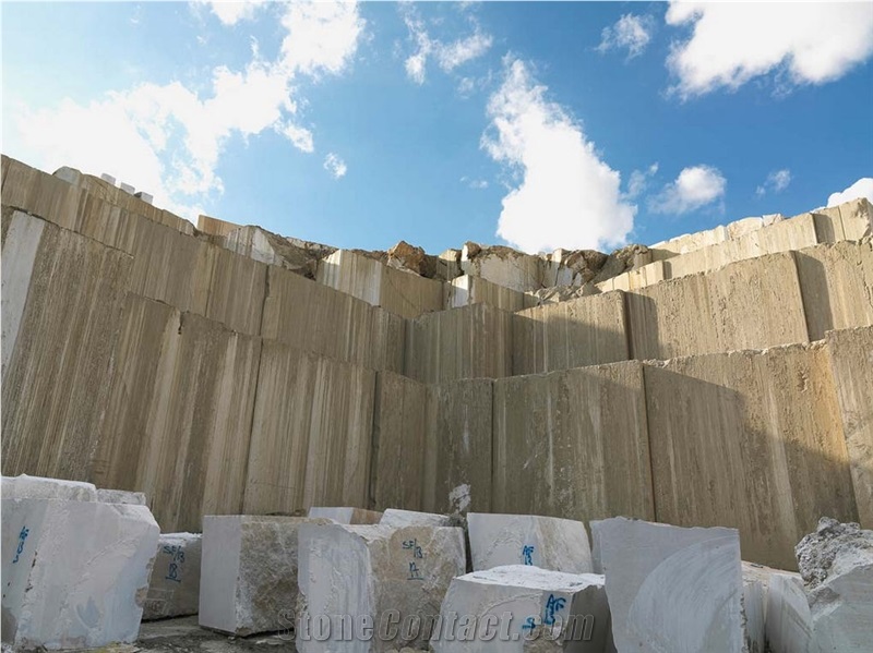 Amasya Classic Beige Marble Quarry