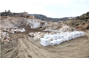 Isparta Ottoman Beige Marble Quarry