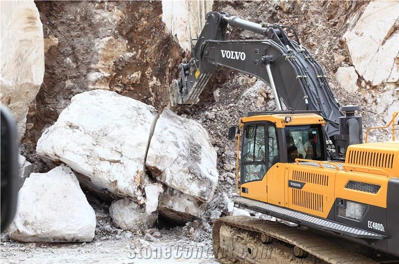 Isparta Ottoman Beige Marble Quarry
