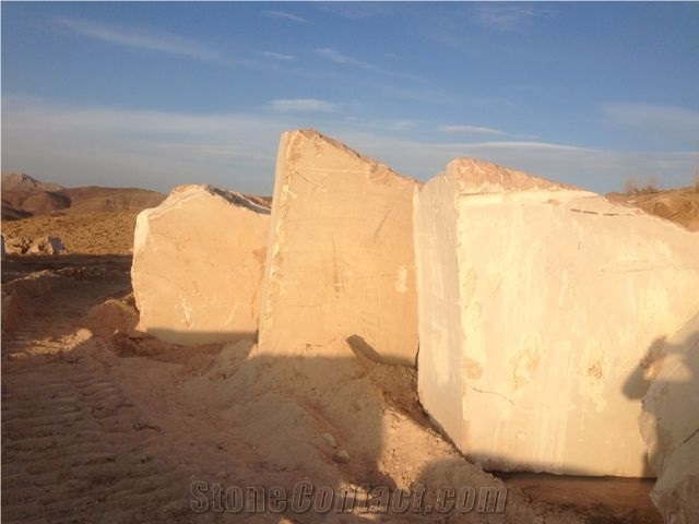 Iran Royal Cream Marble Quarry
