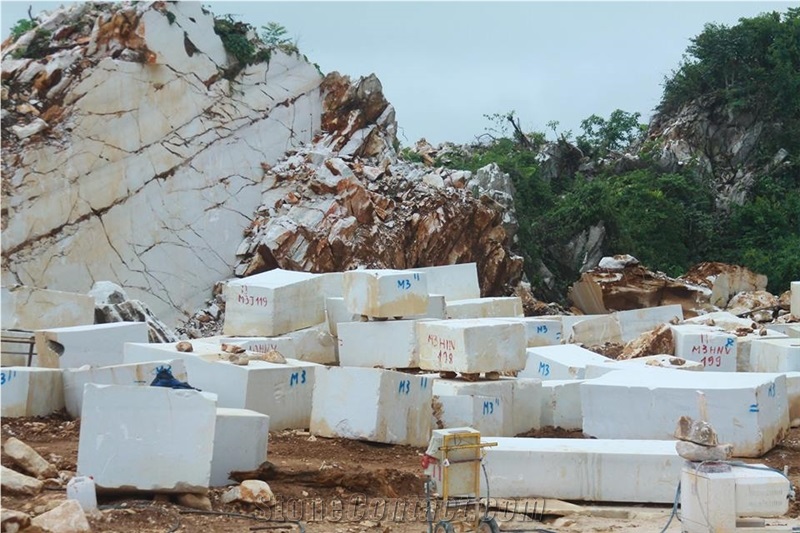 Pure White Marble Quarry