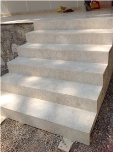 Luyi beige marble quarry