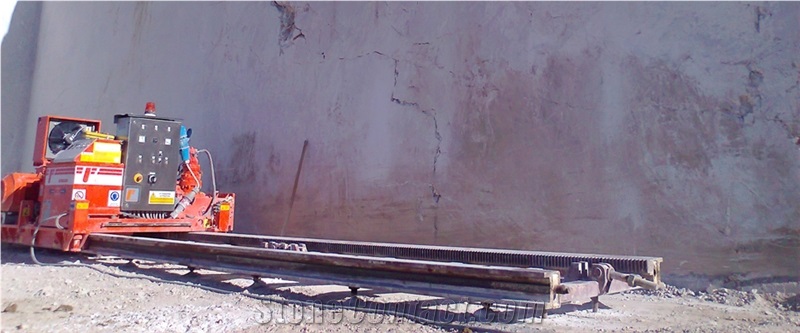 Portsan Crema Latte Marble Quarry