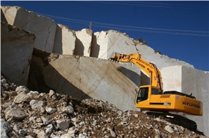 Burdur Cream Marble Quarry