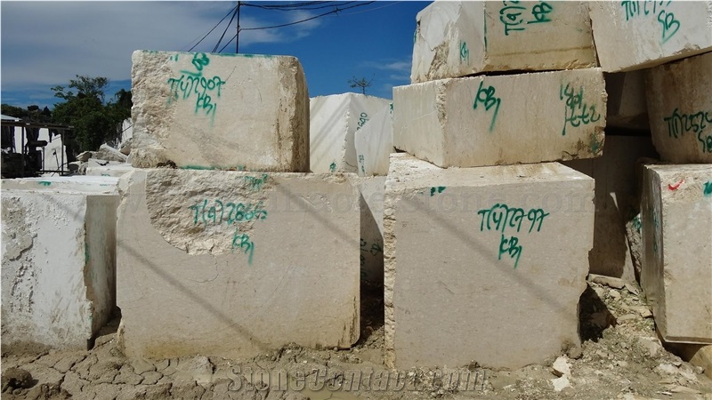 Pandora Beige Marble Quarry