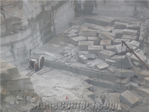 China Grey Sandstone Quarry
