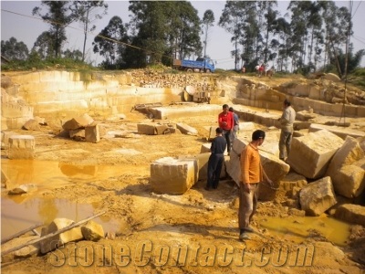 China Yellow Sandstone Quarry