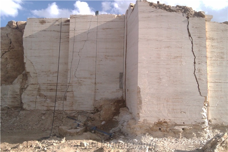 Bozajagh Light Cream Travertine, Zanjan Beige Travertine Quarry