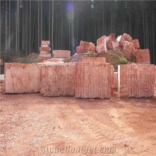 Cava Rosso Verona /Rosso Asiago Marble Quarry