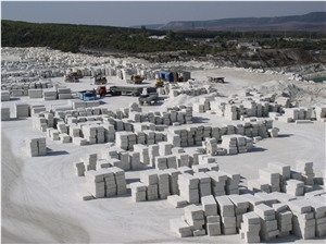 Skalistoe (Skalyste Limestone) - Alma Stone Quarry