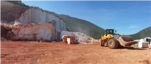 Yuce Sofita Beige Marble Quarry