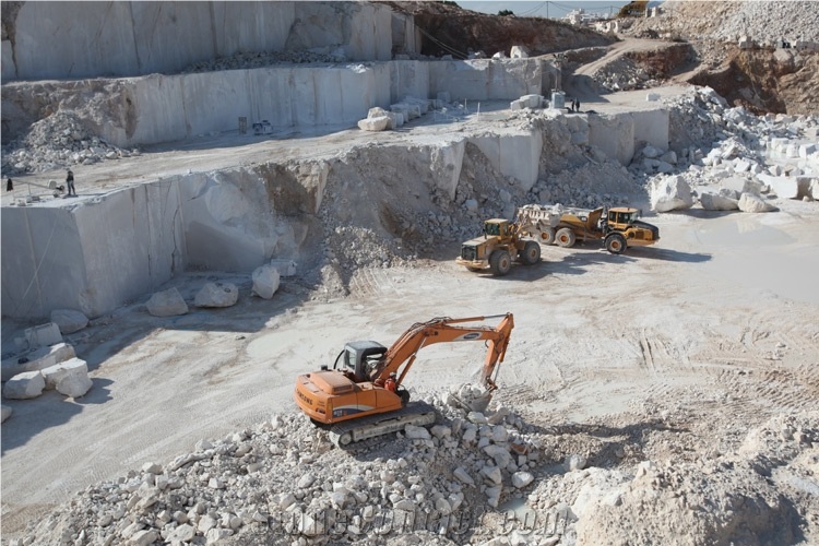 Victory Beige Marble Quarry