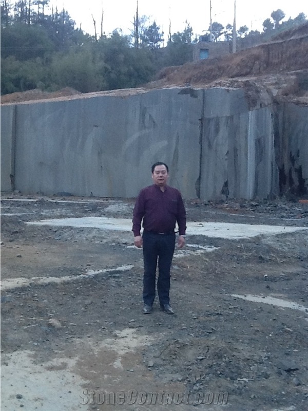 New Shanxi Black Granite Quarry