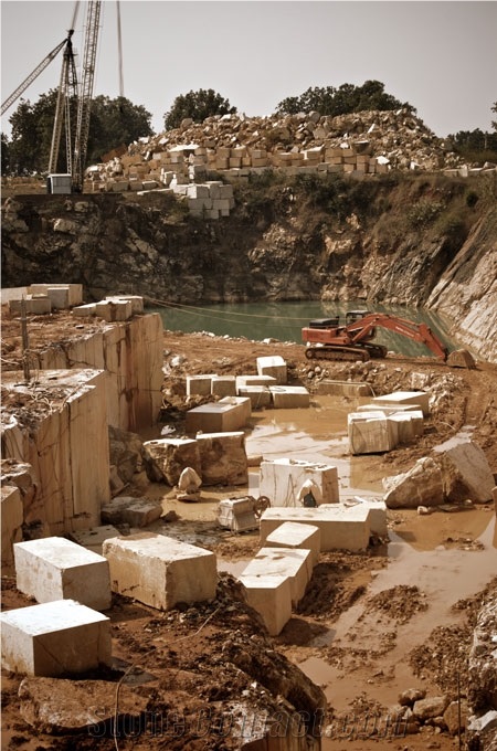 Miracle Levanto Marble Quarry