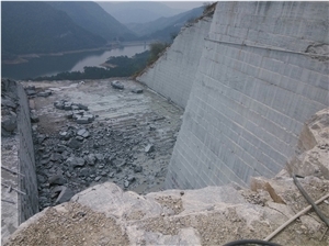 China Juparana Granite Quarry
